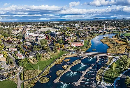 An aerial view of the Bend, Oregon Whitewater Park. Image credit Mike Albright Photography via Shutterstock