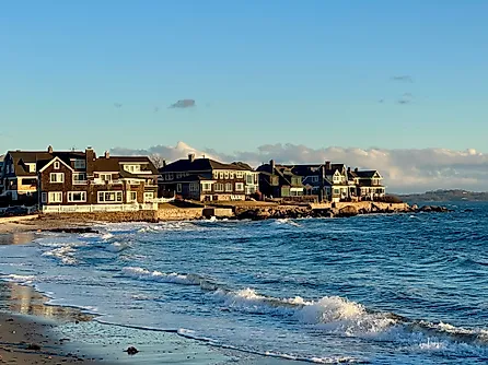 Groton, Connecticut, Atlantic Ocean. Via Shutterstock / Rachel Rose Boucher.