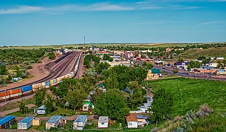 Aerial view of Havre, Montana with a view of the rail line. (Image Credit: Dirk Wierenga via Shutterstock.com)