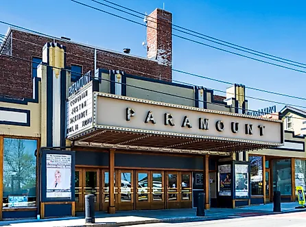 Paramount Theatre's grand marquee in Middletown, NY. Editorial credit: Brian Logan Photography / Shutterstock.com
