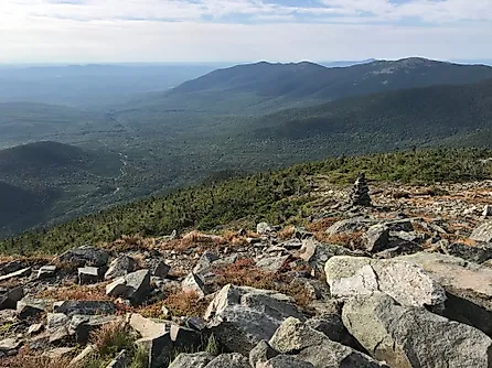 View from he top of Mt. Sugarloaf with a view of Mt. Spaulding and Mt. Abraham in Maine 