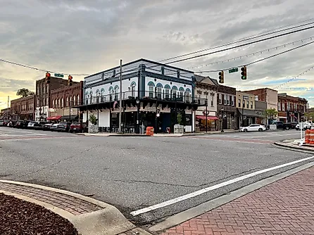 The downtown area of Tuscumbia, Alabama. Editorial credit: Luisa P Oswalt / Shutterstock.com.