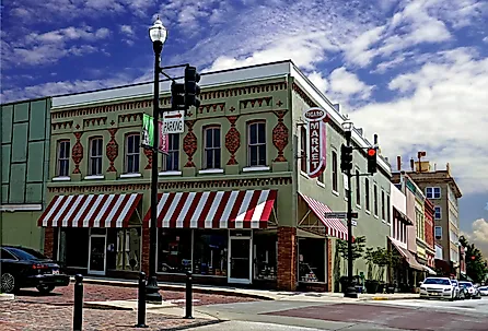 Downtown Newberry, South Carolina. Image credit Pom via Flickr.com