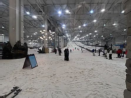 The indoor slope at Big SNOW American Dream, kept at 28 degrees Fahrenheit year-round. Editorial credit: John Arehart / Shutterstock.com