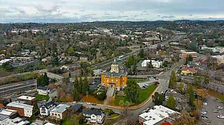 Aerial view of Auburn, California, featuring the historic 1898 Courthouse.