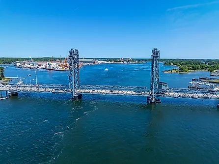 World War I Memorial Bridge aeria view. The bridge carries US Route 1 across the Piscataqua River between Portsmouth, New Hampshire and Kittery, Maine,