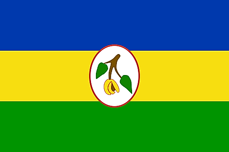 A horizontal tricolour of blue, yellow, and green bands, with a nutmeg on a white oval at the centre used from 1967 to 1974.