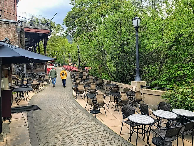 Beautiful downtown of Ashland, Oregon. Editorial credit: Christopher Babcock / Shutterstock.com.