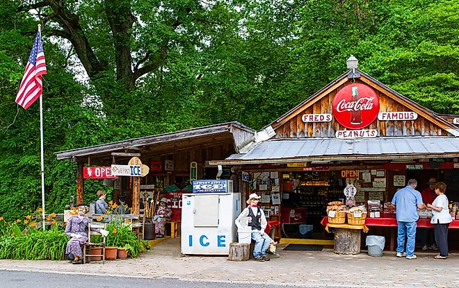 red's Famous Peanuts and Country store in Helen Georgia Editorial credit: Wayne Robinson / Shutterstock.com