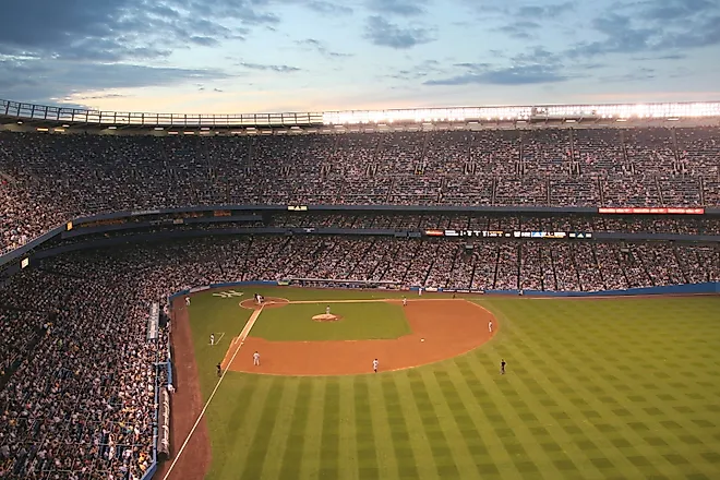 Yankee Stadium at twilight. Editorial credit: Mike Liu / Shutterstock.com