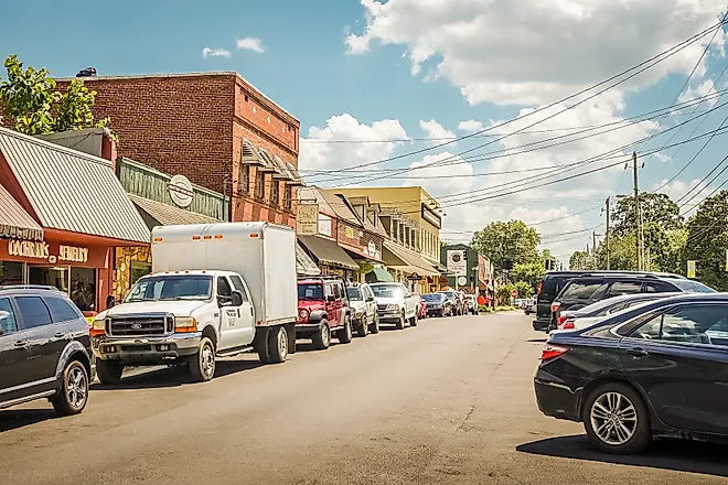 Downtown Blue Ridge, Georgia. Image credit: Lee Coursey via Flickr.com.