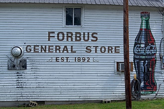 Forbus, Tennessee, USA - 09-04-2023: Forbus General Store in Pall Mall Tennessee. Image: Jerome L. Lawson - Shuttestock. 