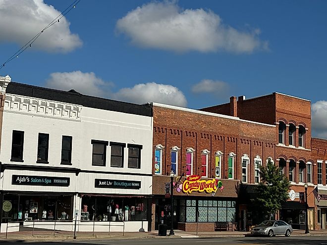 Shops in downtown Bryan, Ohio, Editorial credit: Ritu Manoj Jethani / Shutterstock.com