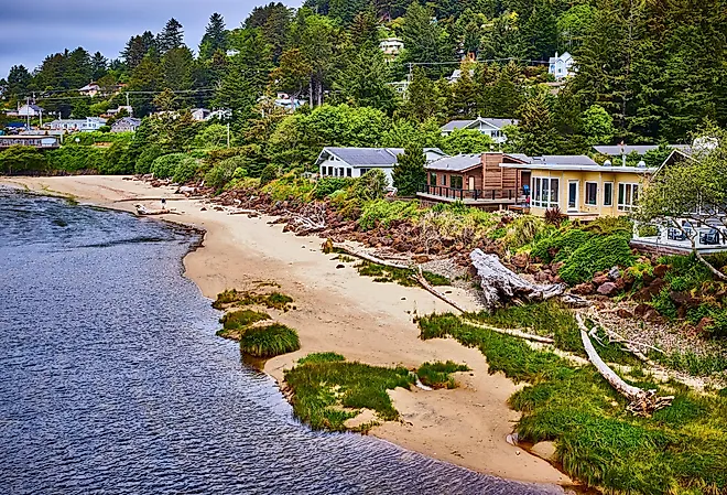 The beautiful coastline of Yachats, Oregon.