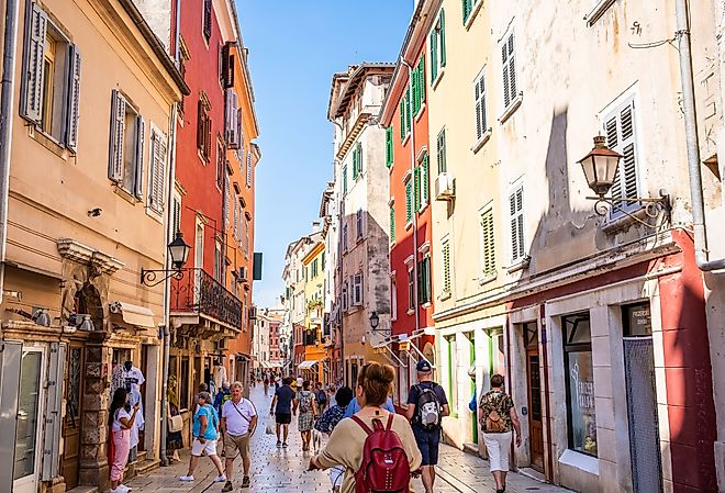 A vibrant street in Rovinj's Old Town, Rovinj, Croatia. Editorial credit: Ivan Klindic / Shutterstock.com
