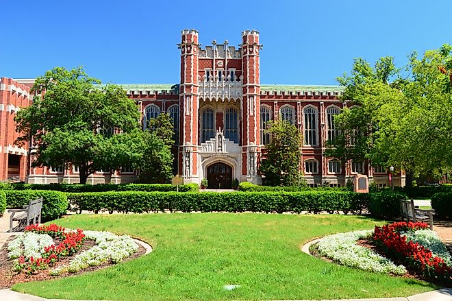 Bizzell Memorial Library on the campus of the University of Oklahoma in Norman. (Editorial credit: James Kirkikis / Shutterstock.com)