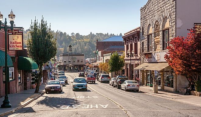 Mainstreet in Historic town of Placerville, California, via Laurens Hoddenbagh / Shutterstock.com