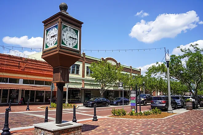 Sanford, Florida: Downtown town center area. via JennLShoots / Shutterstock.com