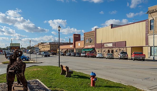 Downtown Creston, Iowa. By Jared Winkler - Own work, CC BY-SA 4.0, https://commons.wikimedia.org/w/index.php?curid=86136395