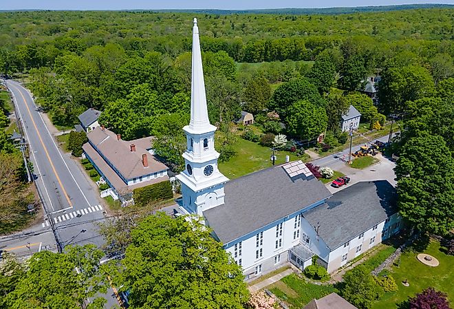 Congregational church and downtown, Thompson, Connecticut.