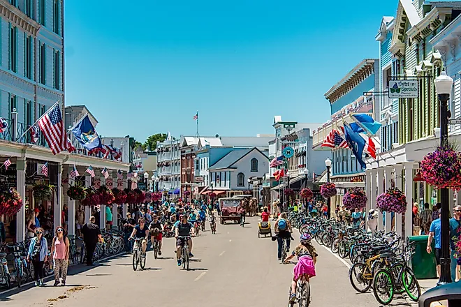 The busy streets of downtown Mackinac Island, Michigan. Image credit: Michael Deemer / Shutterstock.com.