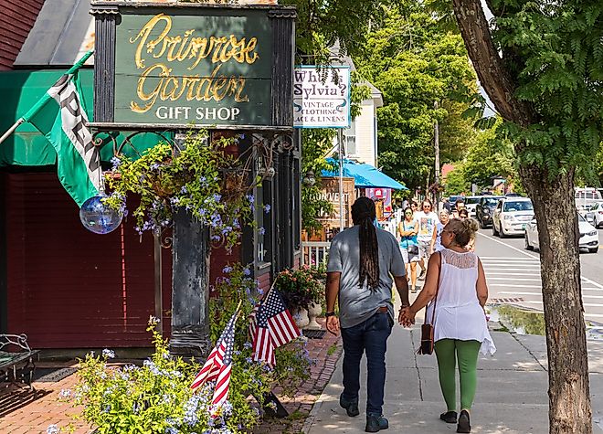 Downtown Woodstock, Vermont. Image credit hw22 via Shutterstock