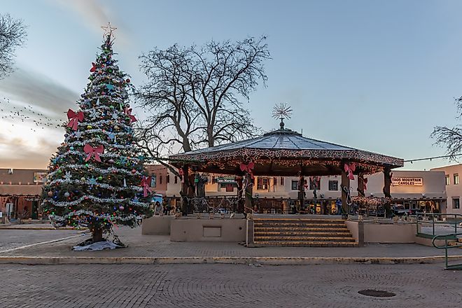Christmastime in Taos, New Mexico. Editorial credit: JHVEPhoto / Shutterstock.com.