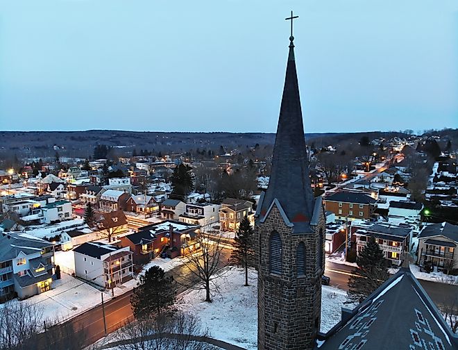 Small Town in Quebec in Winter. Brendan Riley via Shutterstock