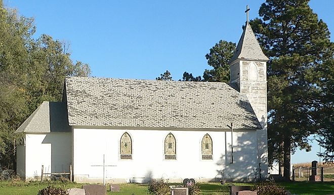 St. John's Catholic Church in Paxton, South Dakota. By Ammodramus - Own work, CC0, Wikipedia.