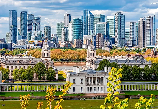 Canary Wharf skyscrapers seen from Greenwich park, London, UK