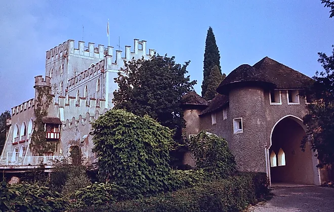 The main entrance of Castle Itter, the site of one of the most bizarre battles of WWII. 