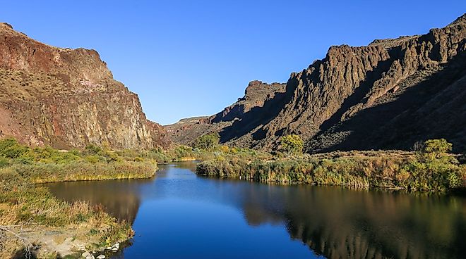The Owyhee River in eastern Oregon in the fall.