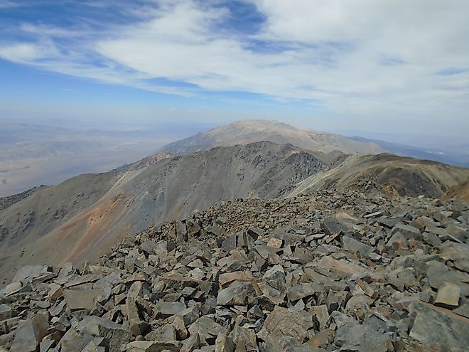 White Mountain Peak view to the north. Credit: Martin Stiburek, CC BY-SA 4.0 <https://creativecommons.org/licenses/by-sa/4.0>, via Wikimedia Commons