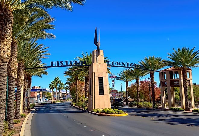 Historic downtown view of welcoming Boulder City, Nevada. Image credit 4kclips via Shutterstock.com.