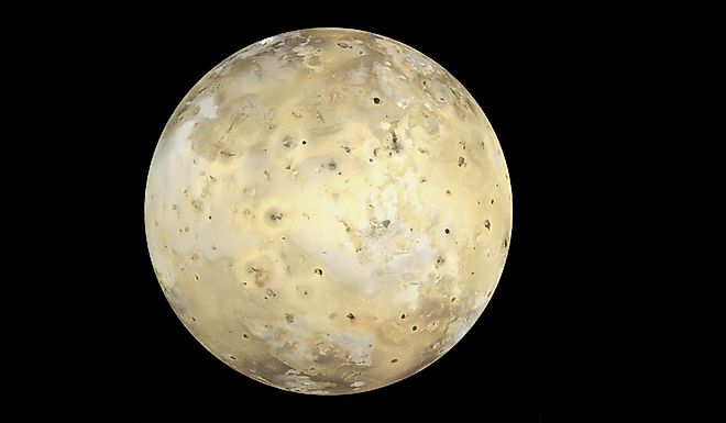 Approximately natural color image of Io from the Galileo spacecraft, taken in 1999. By NASA - https://photojournal.jpl.nasa.gov/catalog/PIA02308, Public Domain. https://commons.wikimedia.org/wiki/File:Io_highest_resolution_natural_color.png?uselang=en#Lic