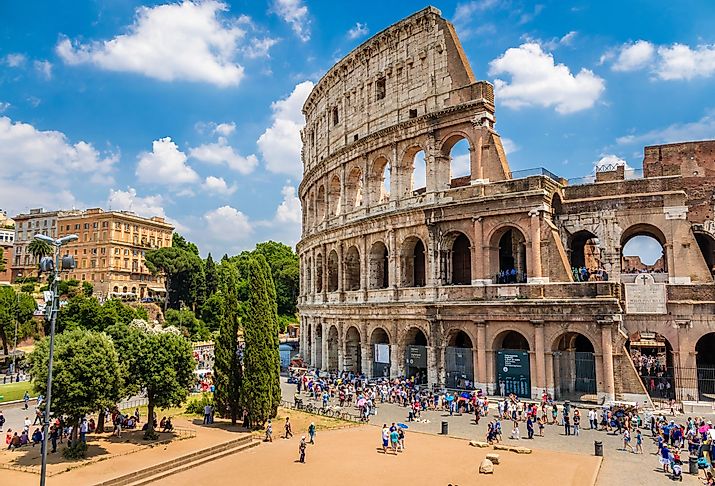 Colosseum with clear blue sky, Rome, Italy.