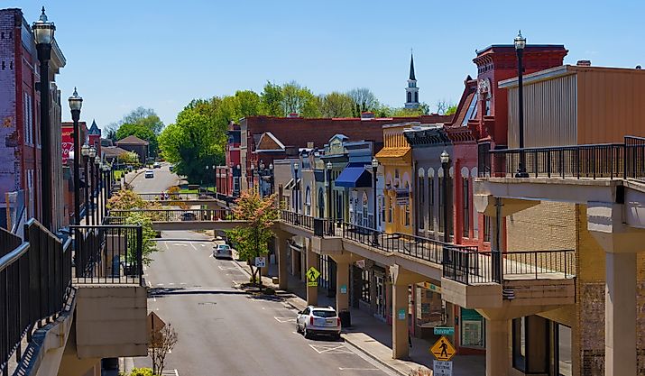 View of downtown Morristown in Tennessee. Editorial credit: Dee Browning / Shutterstock.com