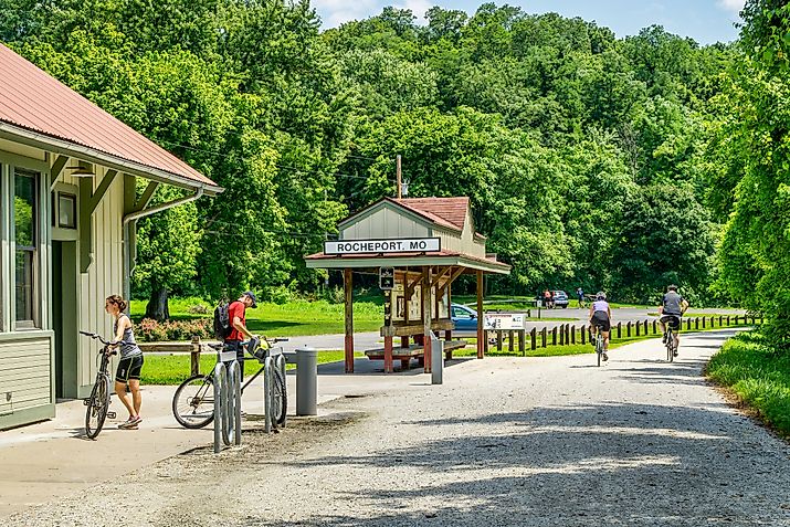 Cyclists at Rocheport station on Katy Trail in Rocheport, Missouri. Editorial credit: marekuliasz / Shutterstock.com.