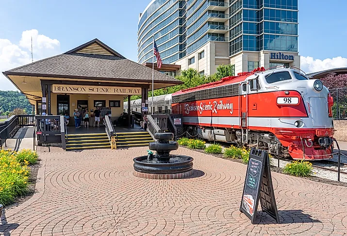 The vintage Branson Scenic Railway passenger train in Branson, Missouri. Editorial credit: Rosemarie Mosteller / Shutterstock.com