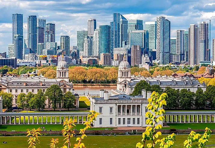 Canary Wharf skyscrapers seen from Greenwich park, London, UK