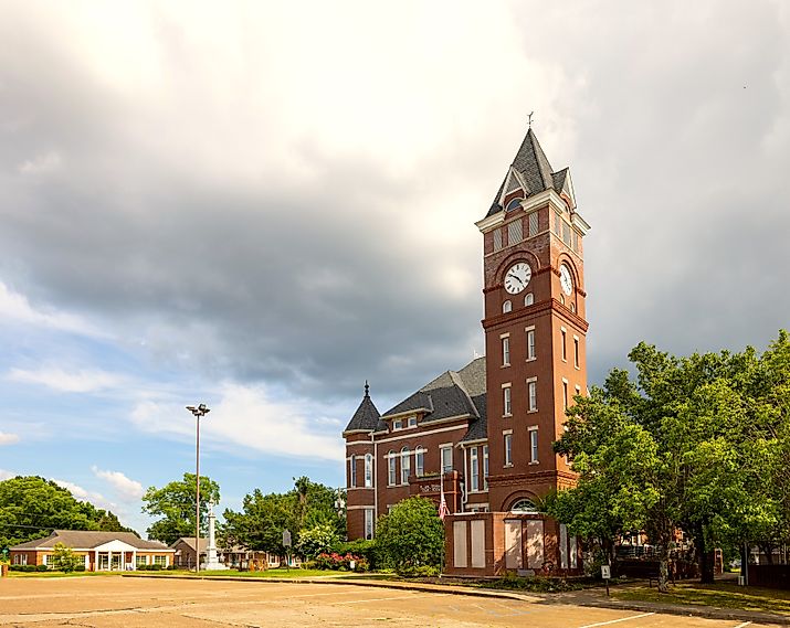 The Historic Clark County Courthouse in Arkadelphia, Arkansas. Image credit: Roberto Galan / Shutterstock.com.