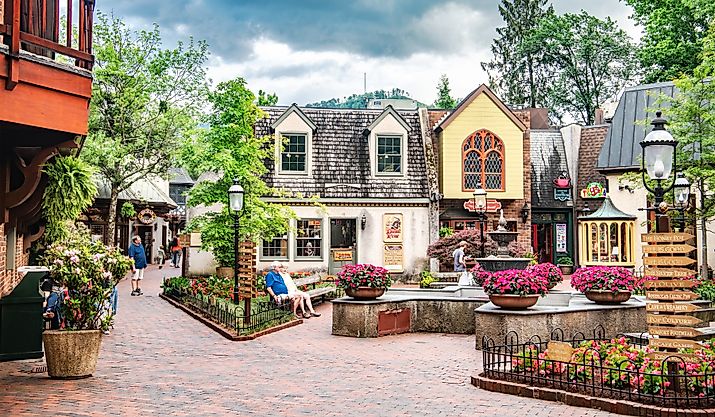 The bustling tourist city of Gatlinburg, Tennessee. (Editorial credit: Kosoff / Shutterstock.com)