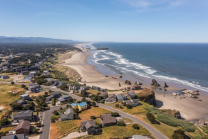 Aerial view of homes on the bluff in Bandon, Oregon