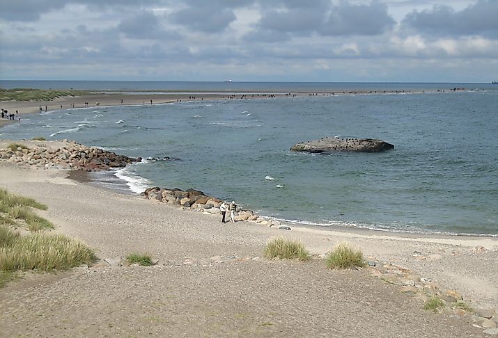 Ålbæk Bugt off the east coast of Grenen. Image credit Fredrik Rubensson via Wikipedia. 