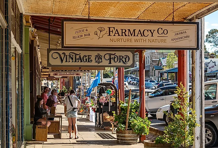 Street scene in historic Beechworth, Northern Victoria. Editorial credit: Paul Harding 00 / Shutterstock.com