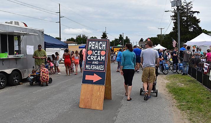  Ice Cream Sign at the Peach Festival at Wyoming, Delaware. Editorial credit: Foolish Productions / Shutterstock.com