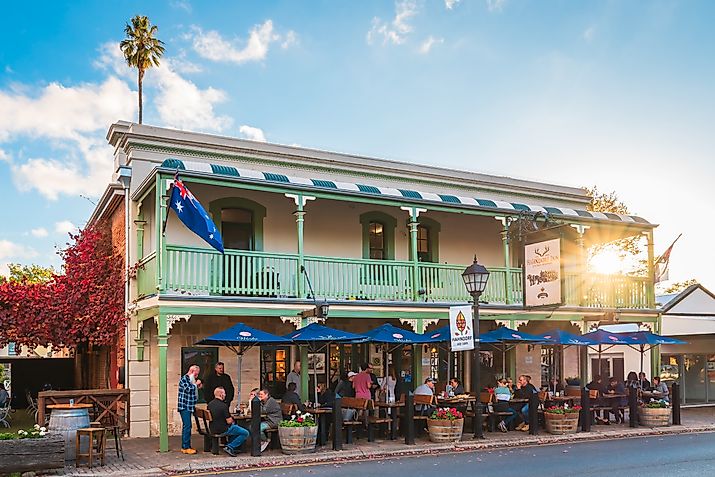 People enjoying a meal with friends and family in Hahndorf, South Australia. Image credit: myphotobank.com.au / Shutterstock.com.