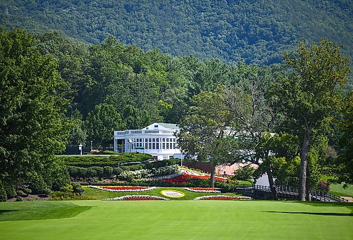 The Greenbrier is a luxury resort located near White Sulphur Springs West Virginia and is Home of the Greenbrier Classic PGA Tour FeDex Cup Event. Image credit Mark Winfrey via Shutterstock