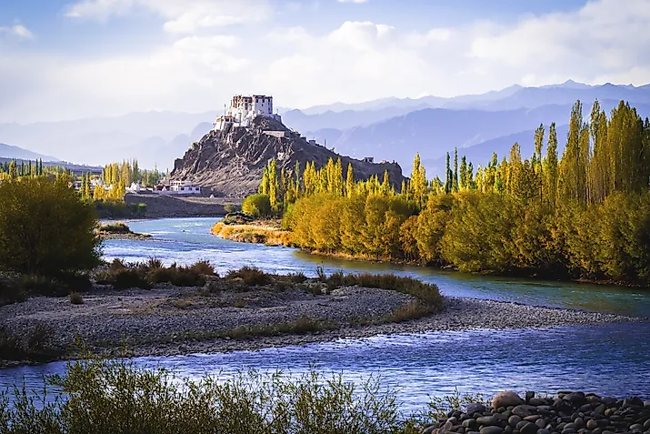 A winding section of the Indus River, shared by India and Pakistan.