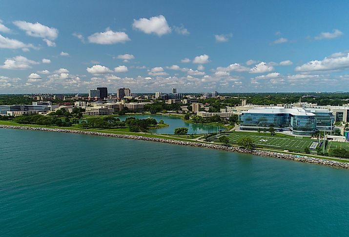 Aerial Waterfront View of Northwestern University Campus in Evanston, Illinois. Image credit Aerialworks USA via Shutterstock